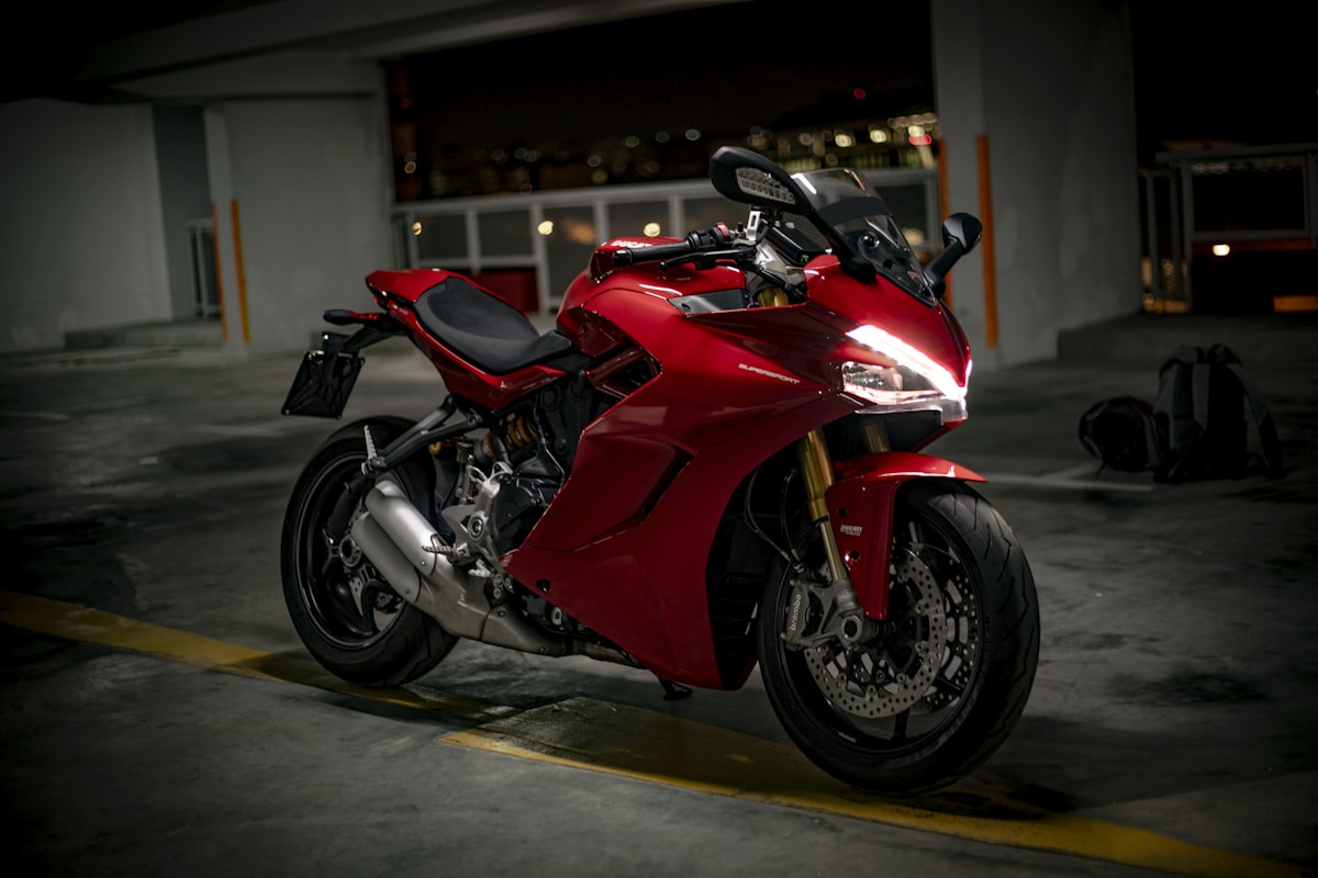 Conheça a nova CB 750 Hornet: a naked Honda mais aguardada do ano