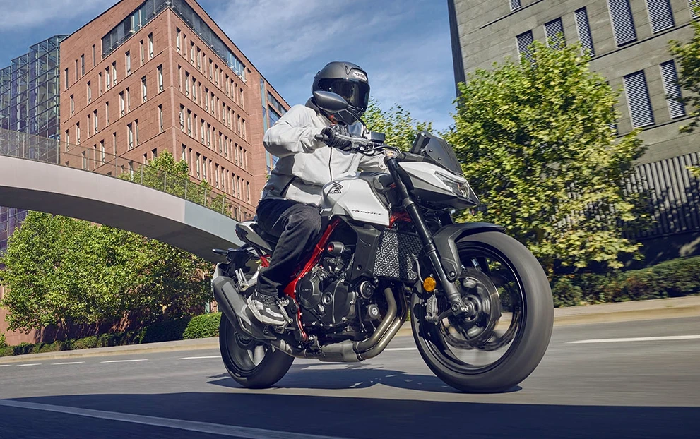 CB 750 Hornet — detalhe