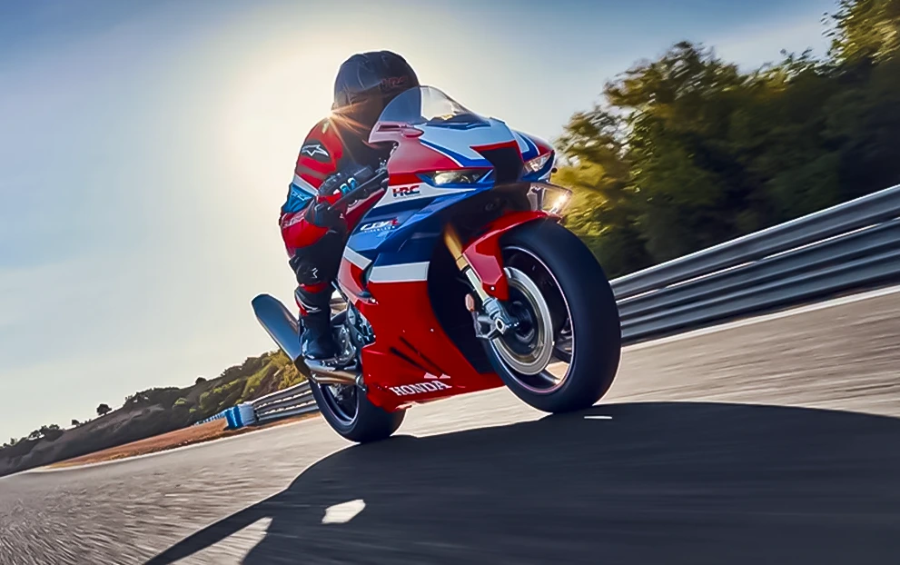 CBR 1000RR-R Fireblade SP — detalhe