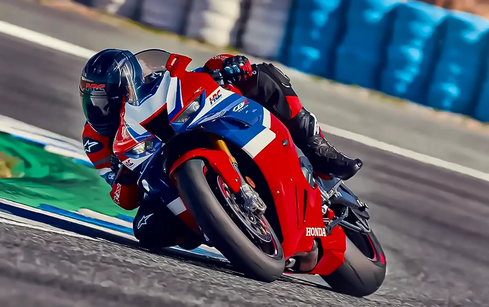 CBR 1000RR-R Fireblade SP — detalhe