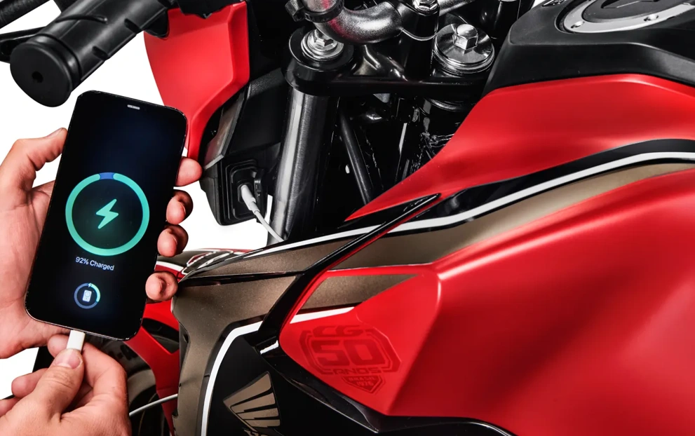 CG 50 anos — detalhe