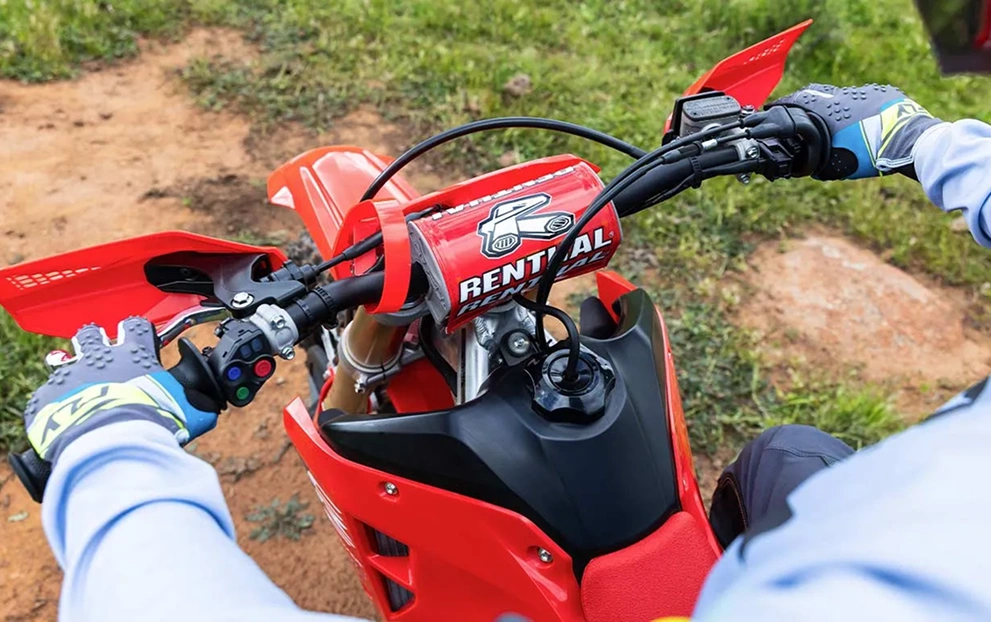 Linha CRF 250 — detalhe